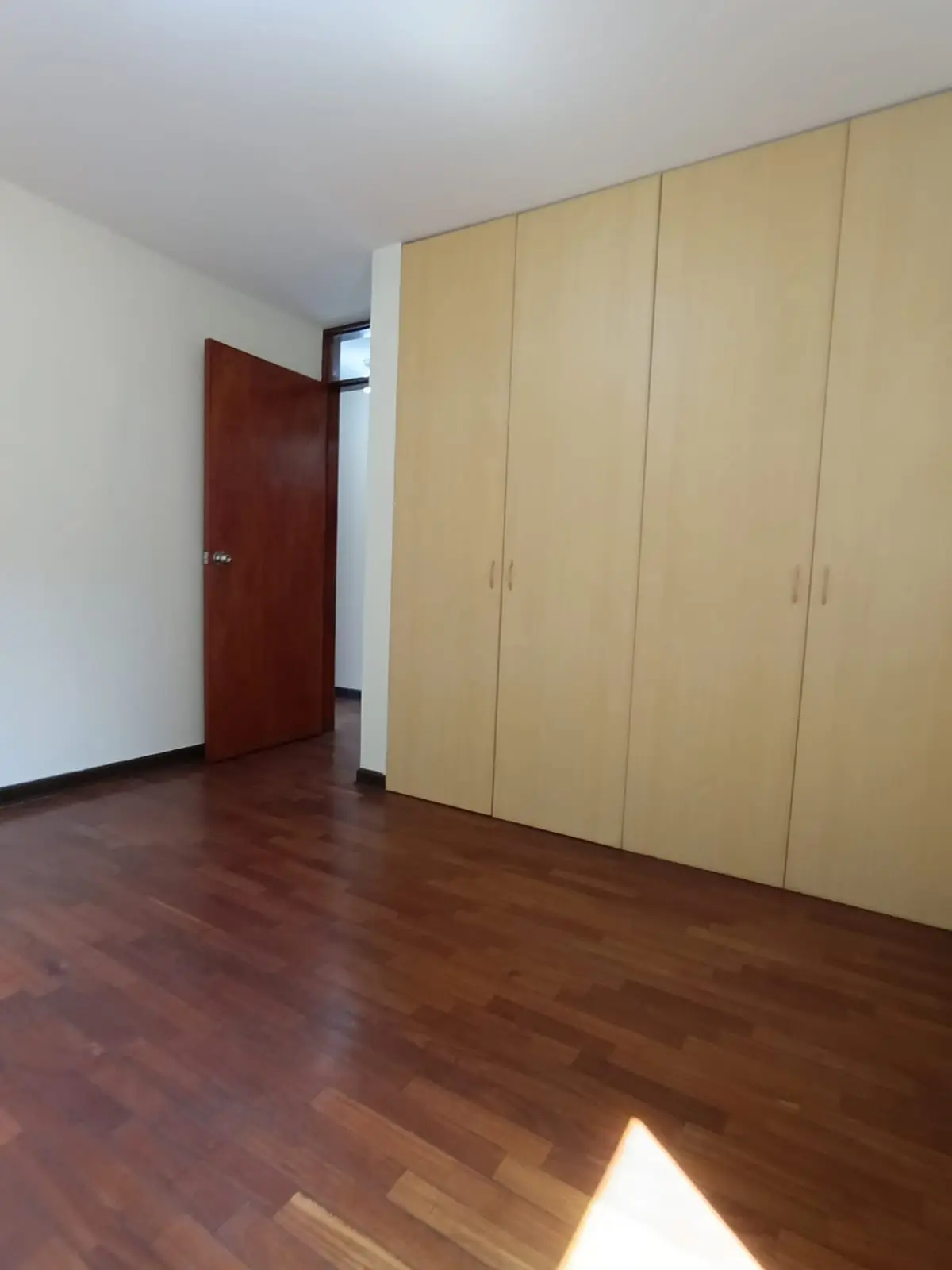 VENTA DE DEPARTAMENTO EN SJL