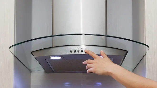 REPARACION Y MATENIMIENTO DE CAMPANA EXTRACTORA 