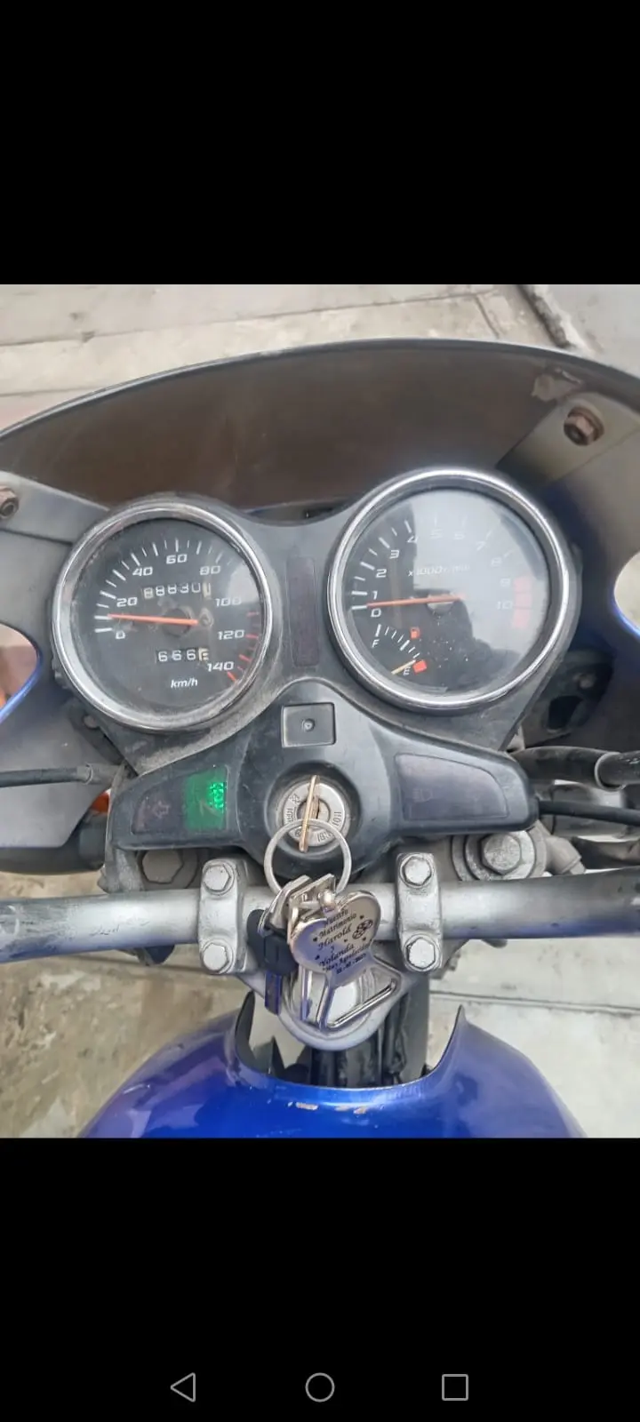 VENDO MOTO HONDA STORM