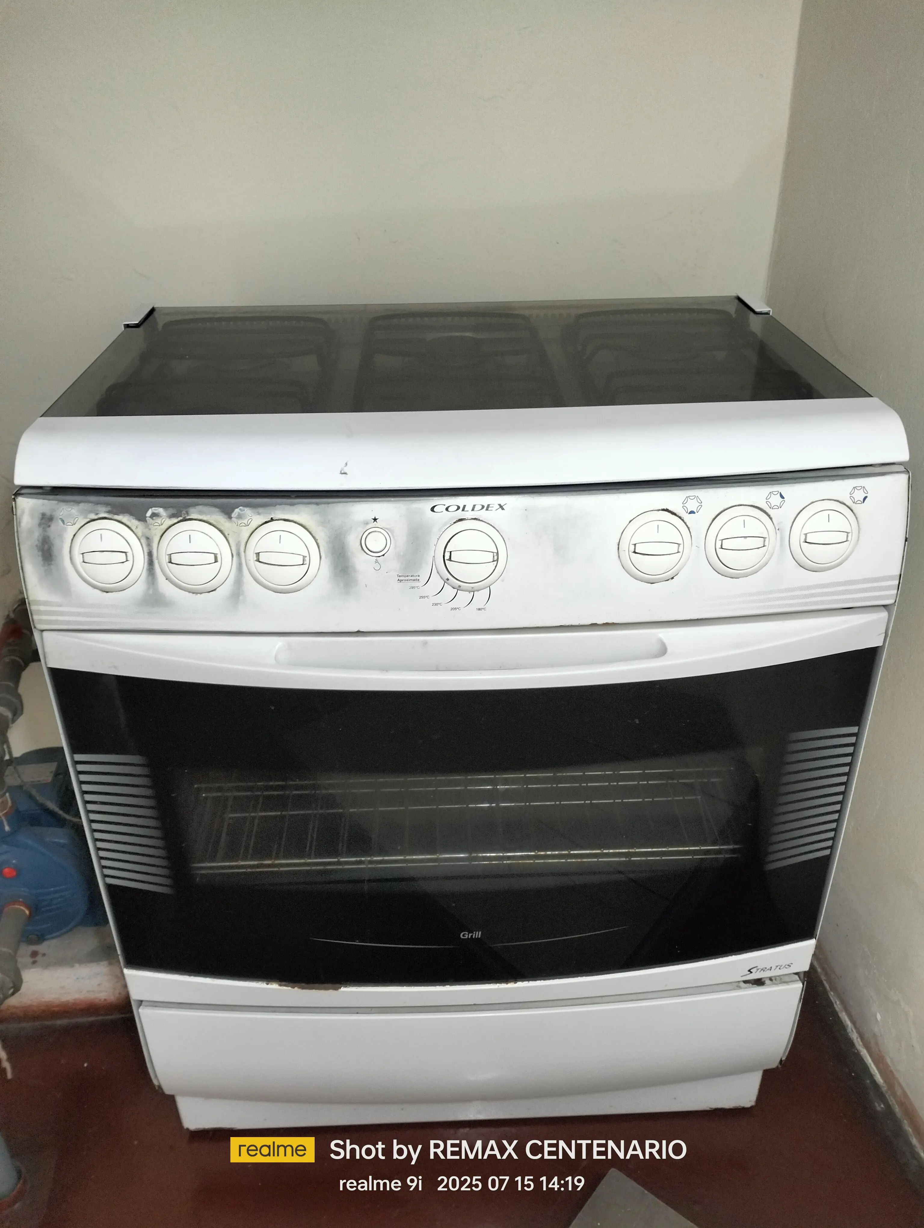 VENDO COCINA COLDEX USADA EN PERFECTAS CONDICIONES.