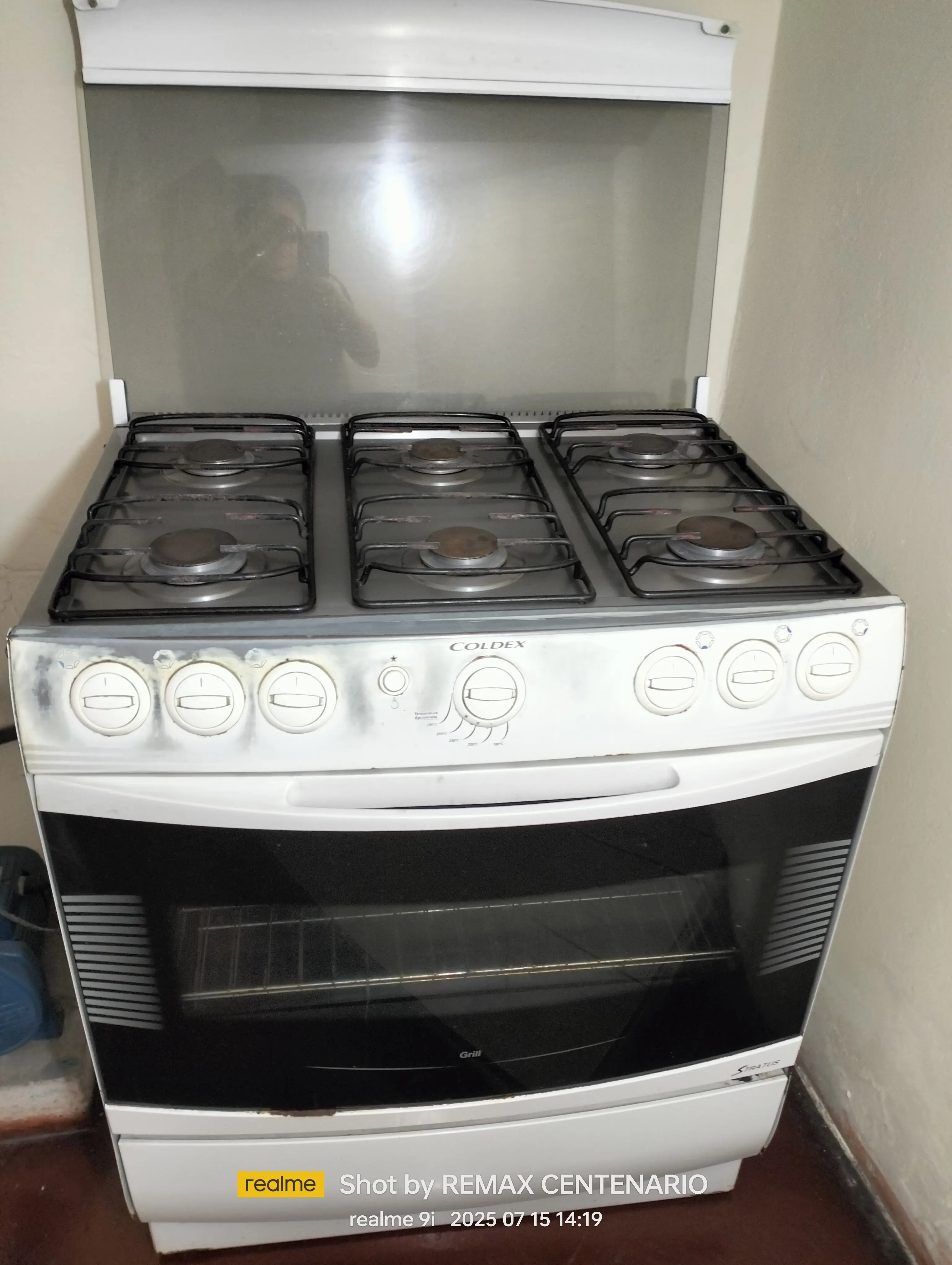 VENDO COCINA COLDEX USADA EN PERFECTAS CONDICIONES.