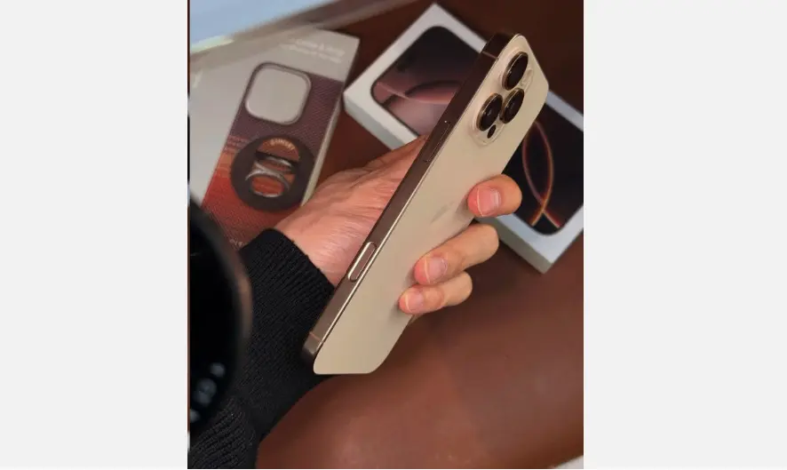 Wholesales iPhone 16ProiPhone 16Pro Max iPhone 16e Nuevo