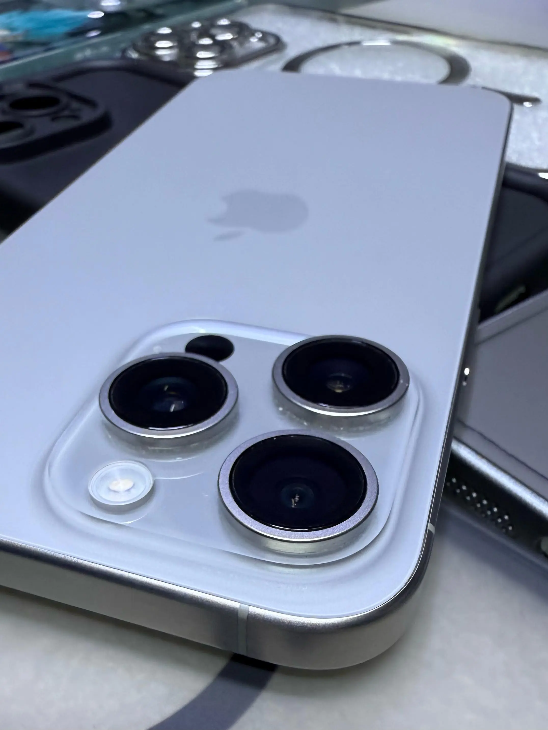 iPhone 15 PRO MAX Titanium