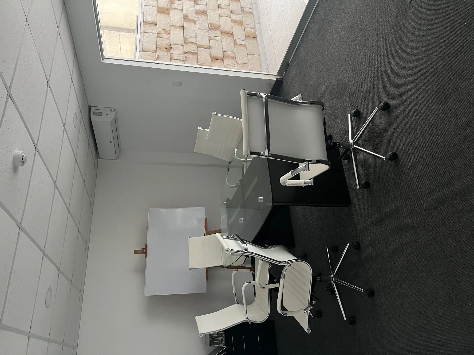 Oficina en alquiler Edificio Vértice 22 Jesús María Plan