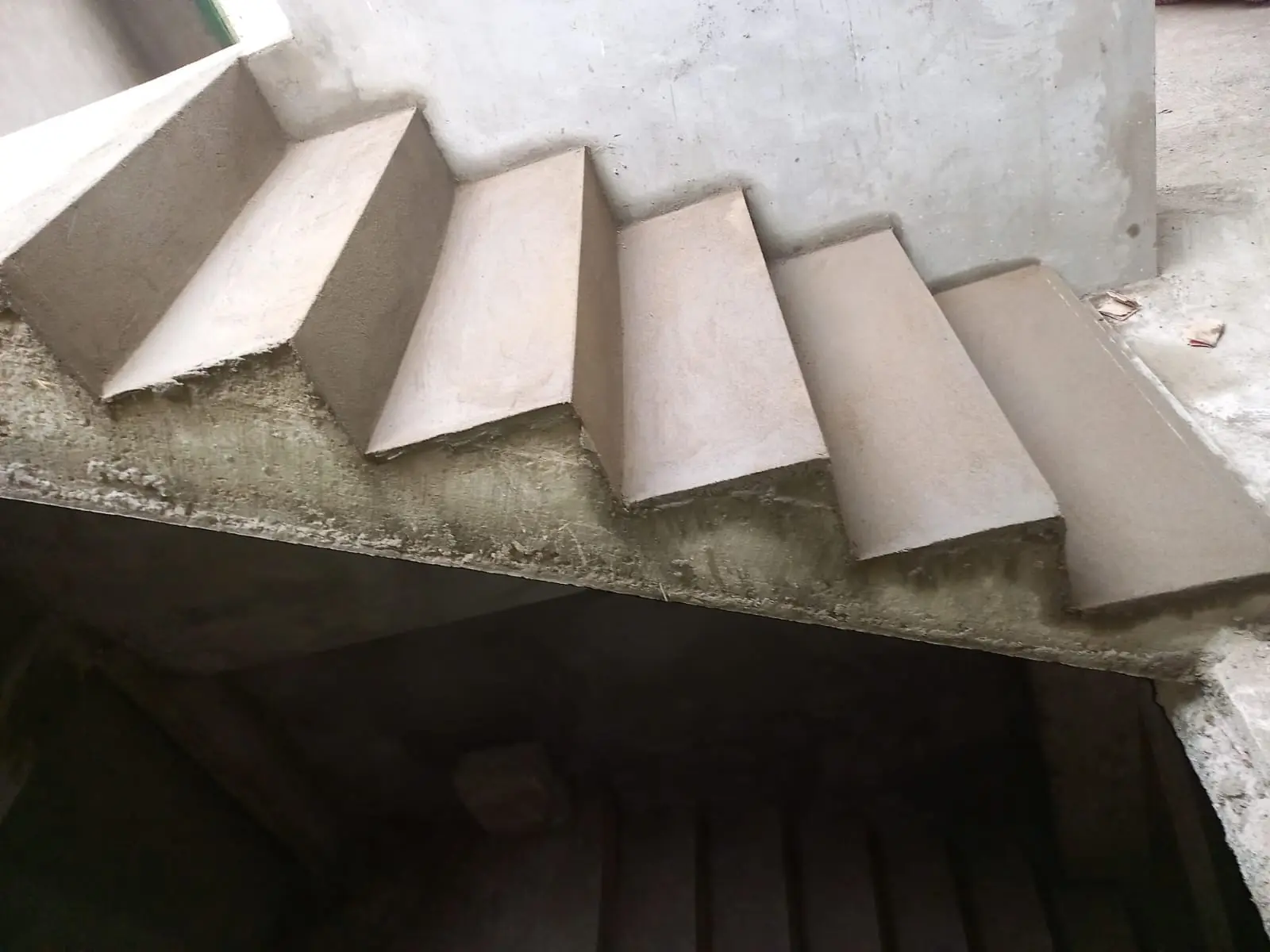 RM RUDY MAESTRO GENERAL - SERVICIOS GENERALES 