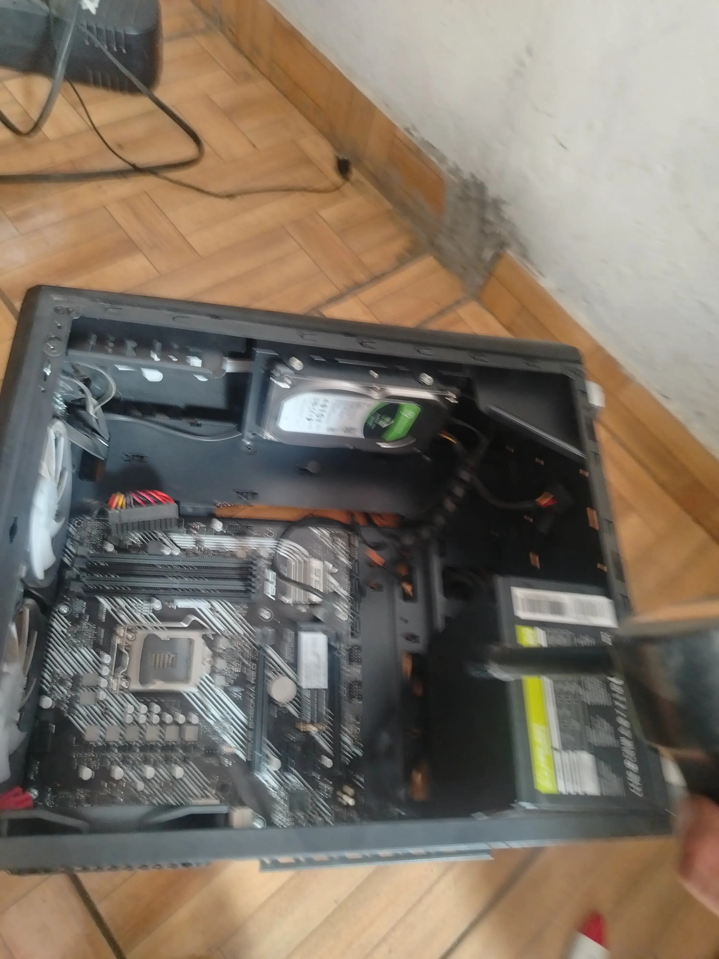 SERVICIO TÉCNICO DE COMPUTADORAS A DOMICILIO - NEGOCIOS