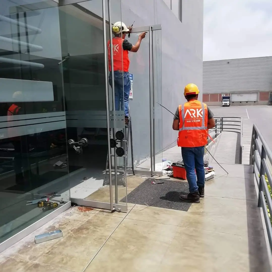 DRYWALL PINTURA ENCHAPE ALBAÑILERIA ESTRUCTURAS METALICAS