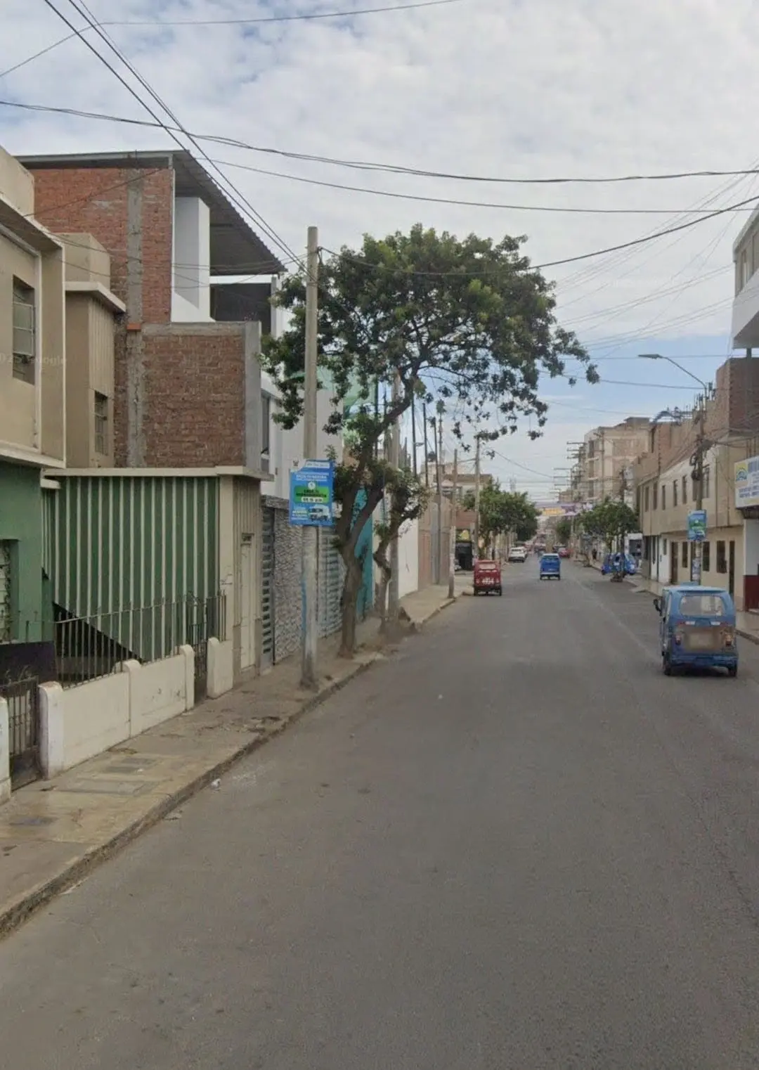 Se vende casa céntrica en Huacho