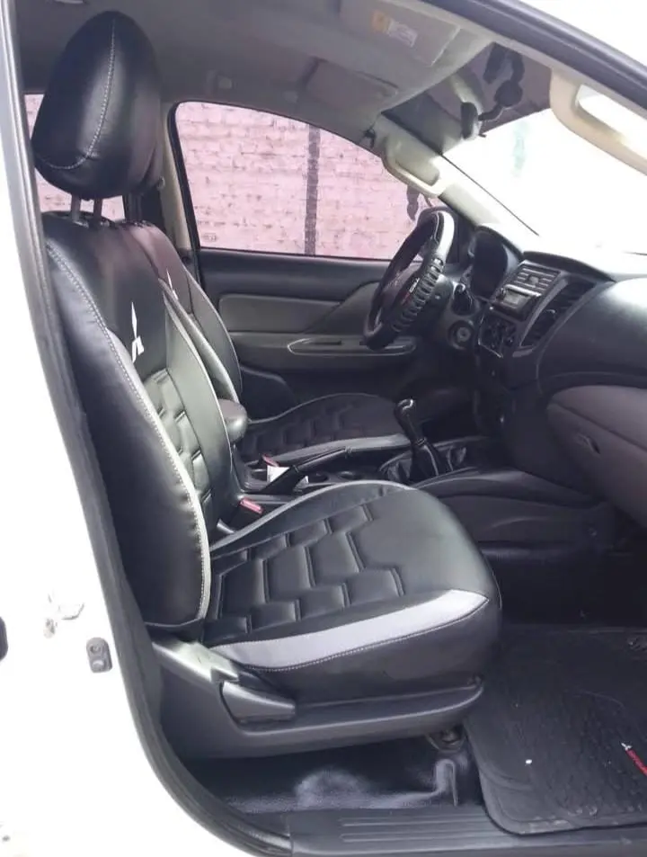 SE VENDE CAMIONETA MITSUBISHI L200 4X2