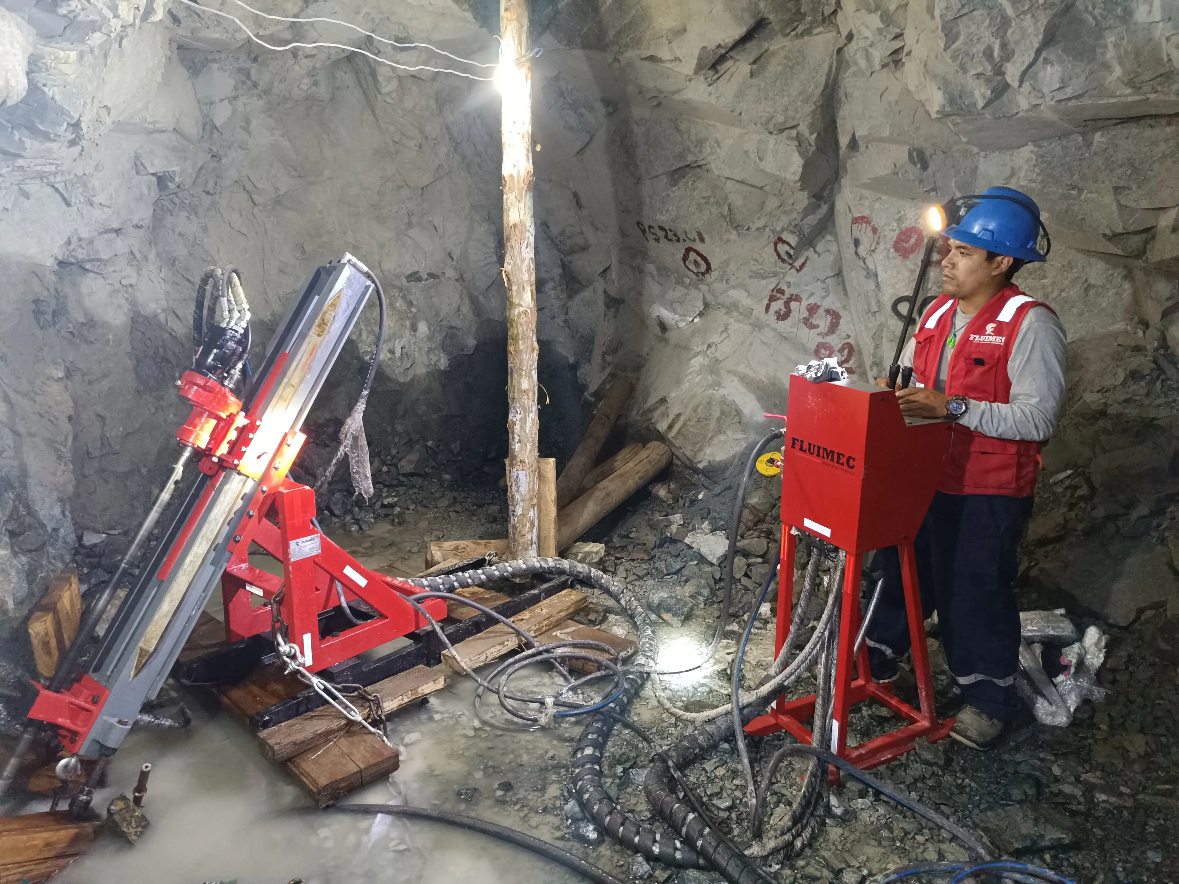 Perforadora Diamantina - Mineria 