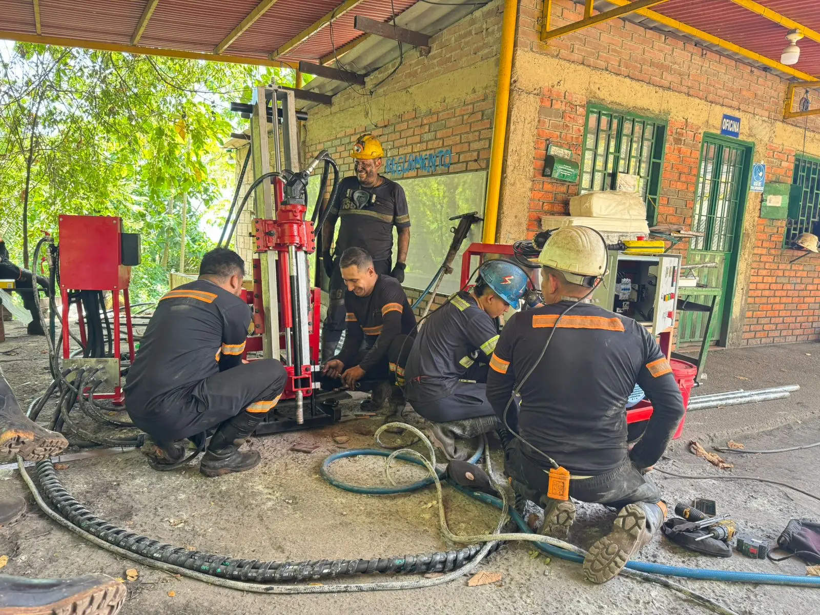 Perforadora Diamantina - Mineria 