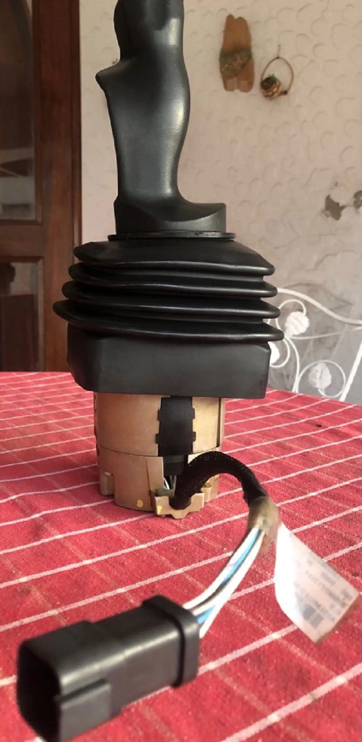 JOYSTICK CATERPILLAR NUEVO PARA TRACTOR CAT D8T