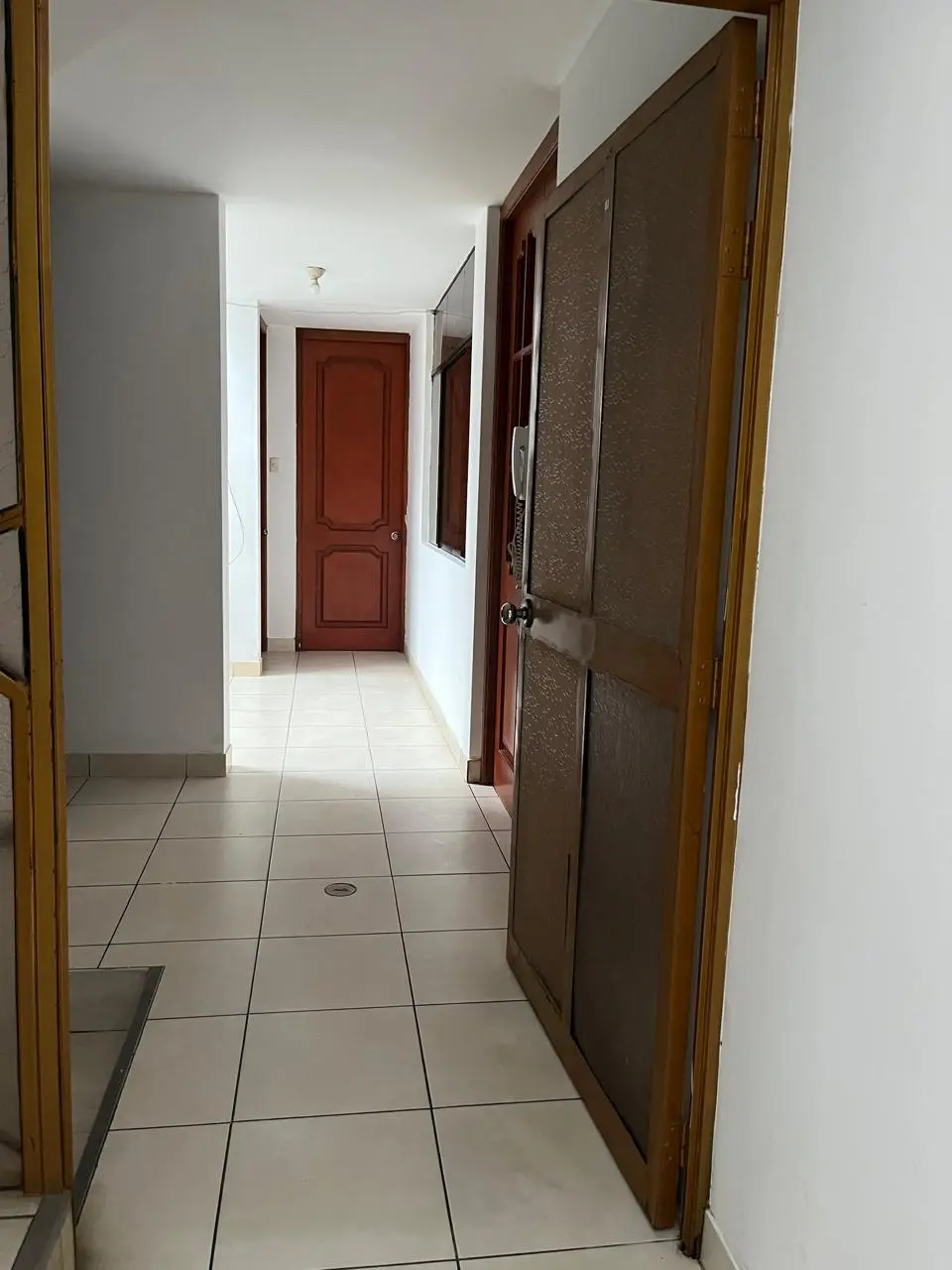 Alquilo amplio departamento cerca a Metro Angamos Cajamarca