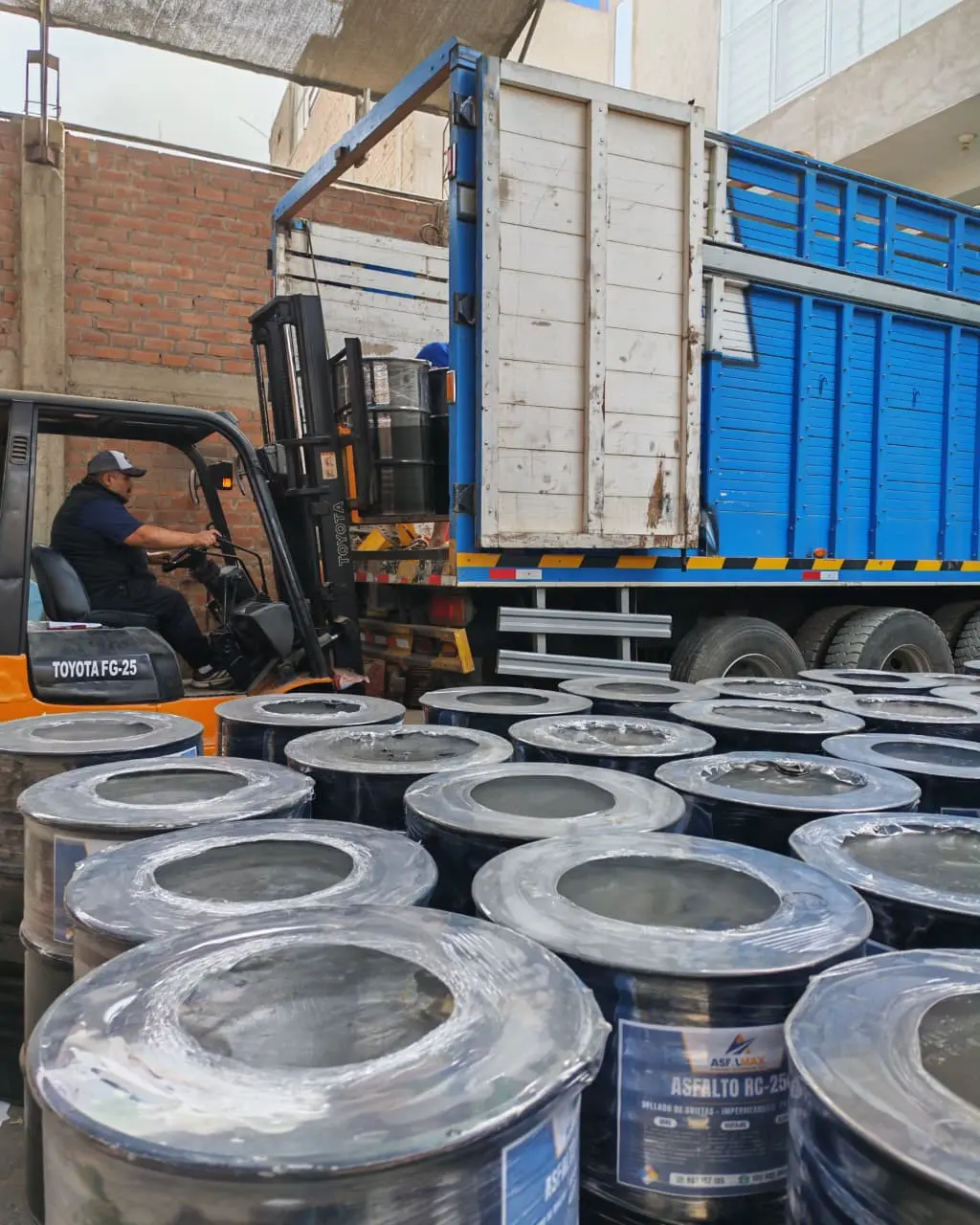 ENTAS DE EMULSIÓN ASFÁLTICA DE ROTURA LENTA