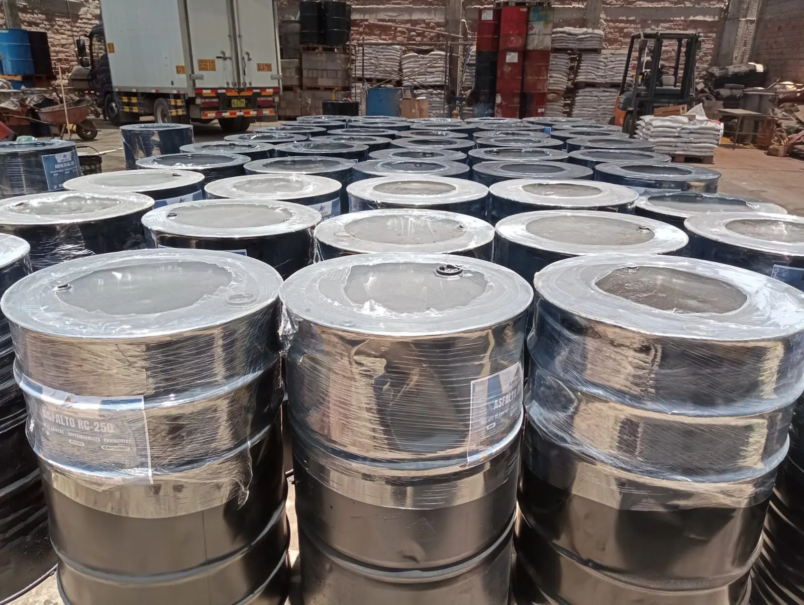 VENTA DE BREA LÍQUIDA PROTECCIÓN Y RESISTENCIA GARANTIZADA