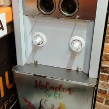 VENDO MAQUINA DE HELADOS SOFT 5 MIL SOLES A TRATAR BARRANCO