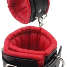 Fetish esposas suaves rojas