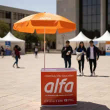 MODULO PVC CON SOMBRILLA PUBLICITARIO PERÚ